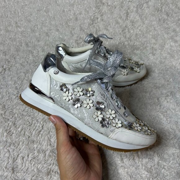 Mellow Mat Yellow Box Fashion Sneakers Size 4.5 - Picture 8 of 9